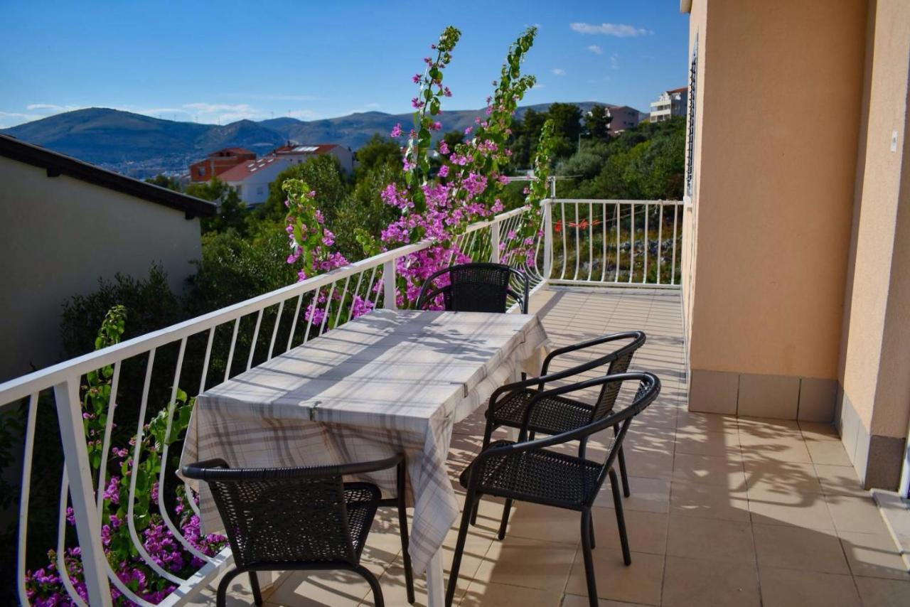 Apartment Ankica Trogir Bagian luar foto